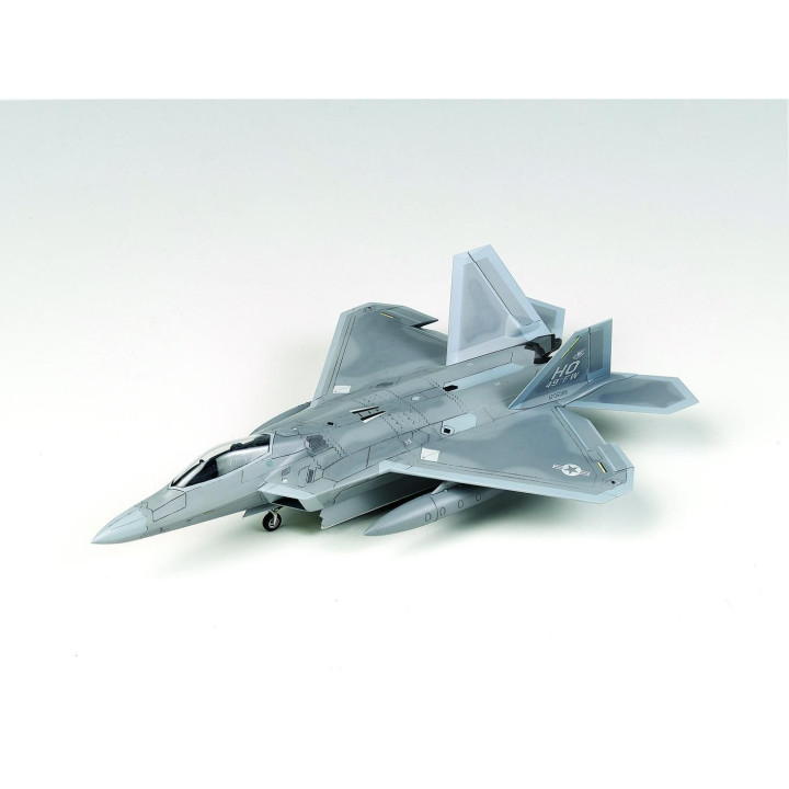 Model Kit letadlo 12423 - F-22A AIR DOMINANCE FIGHTER (1:72)