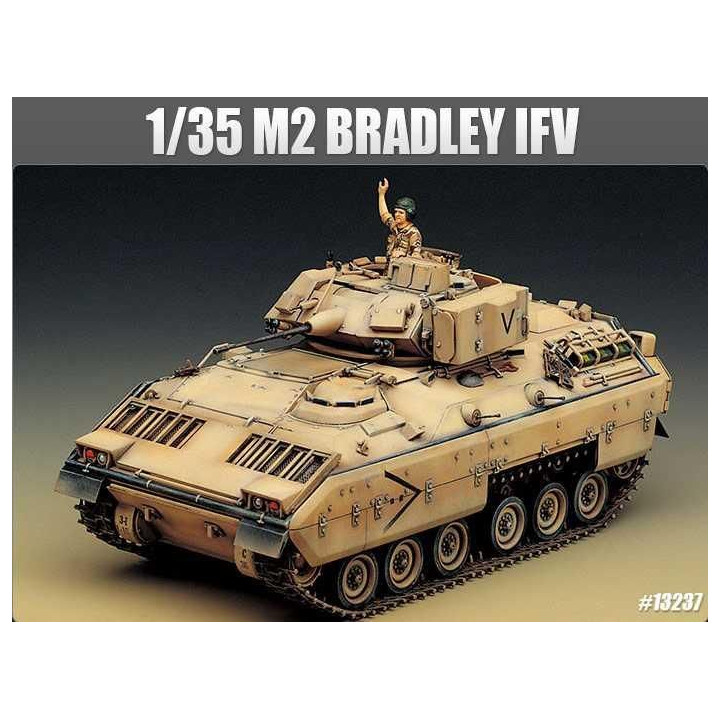 Model Kit tank 13237 - M2 BRADLEY IFV (1:35)