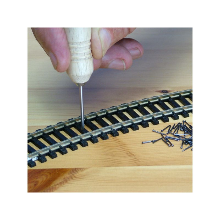 Modelcraft zatloukač hřebíků, ocelové hřebíky 1x7mm (100ks)