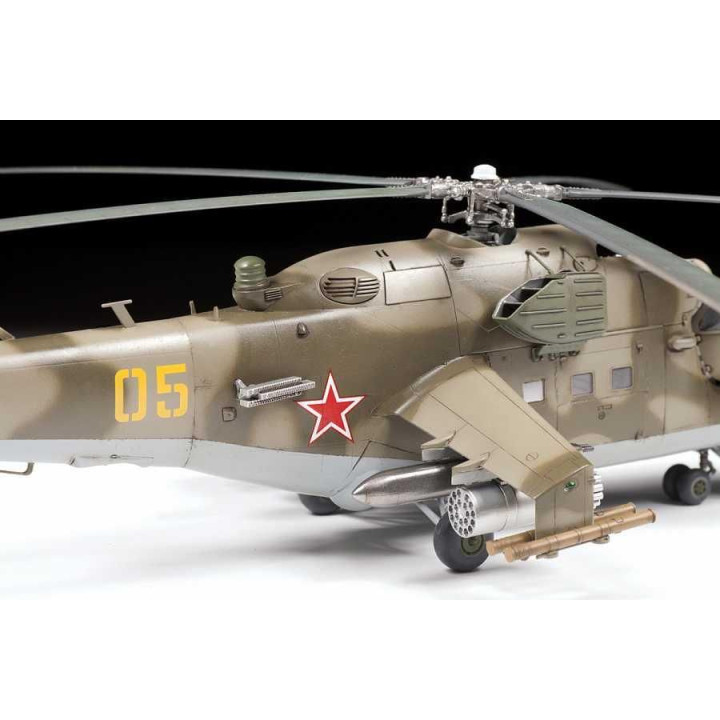 Model Kit vrtulník 4823 - MIL-Mi 24 V/VP (1:48)