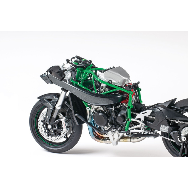 Tamiya Kawasaki Ninja H2R 1:12