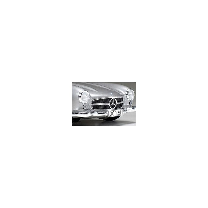 Tamiya Mercedes Benz SL300 Gullwing 1/24