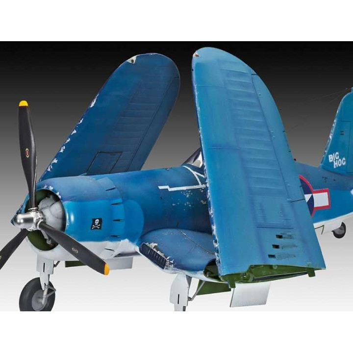 Plastic ModelKit letadlo 04781 - Vought F4U-1D Corsair (1:32)