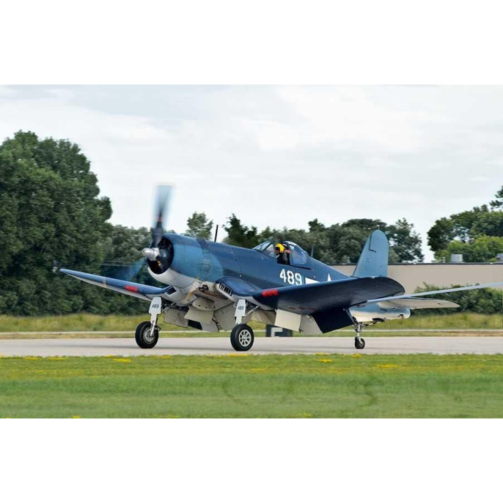 Plastic ModelKit letadlo 04781 - Vought F4U-1D Corsair (1:32)