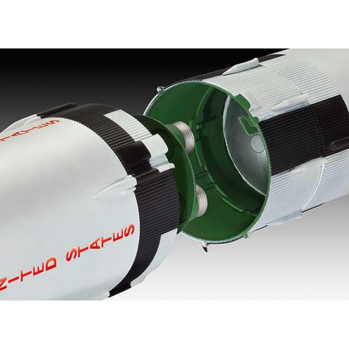 Plastic ModelKit vesmír 04909 - Saturn V (1:144)