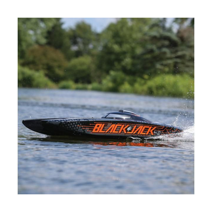 Proboat Blackjack 42" 8S Catamaran RTR černý/oranžový