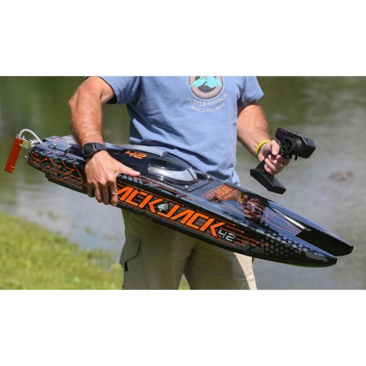 Proboat Blackjack 42" 8S Catamaran RTR černý/oranžový