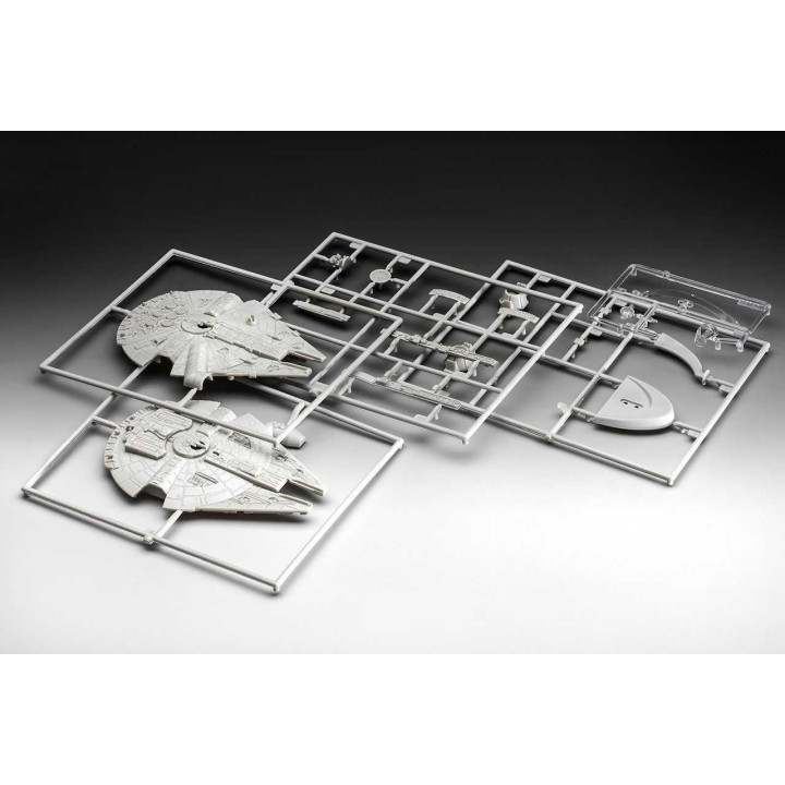 Plastic ModelKit SW 03600 - Millenium Falcon (1:241)