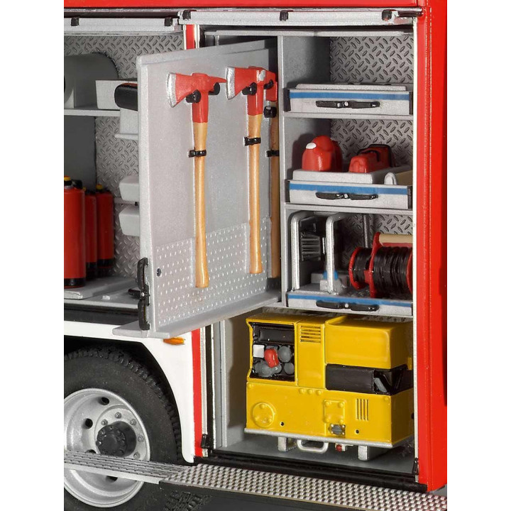 Plastic ModelKit auto 07452 - Schlingmann HLF 20 (MAN TGM Euro 6) (1:24)