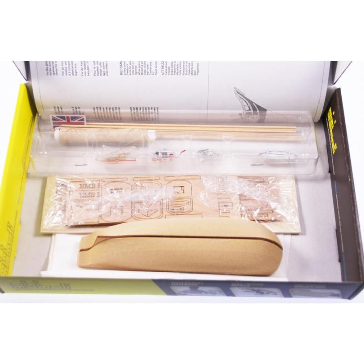 MINI MAMOLI H.M.S. Bounty 1:135 kit