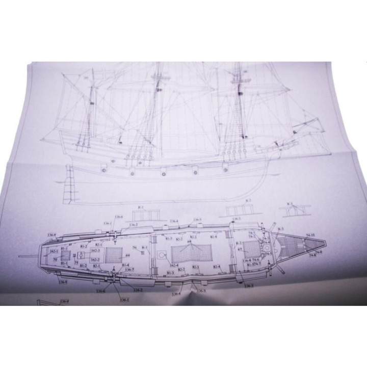 Dušek Golden Hind 1577 1:72 kit