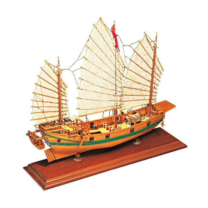 AMATI Čínská džunka 1:100 kit