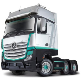 Bburago Mercedes-Benz Actros Gigaspace stříbrný