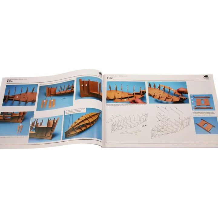 AMATI Fifie rybářský kutr 1850 1:32 kit