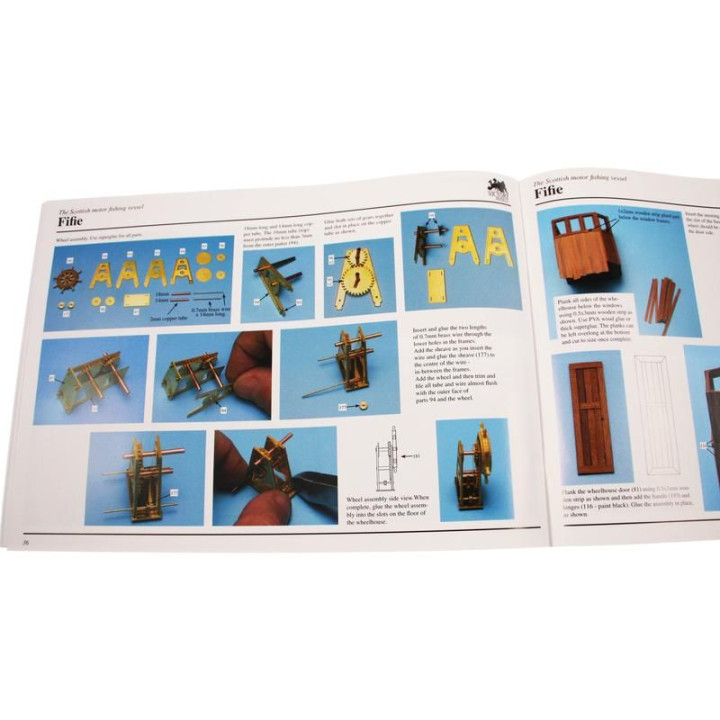 AMATI Fifie rybářský kutr 1850 1:32 kit