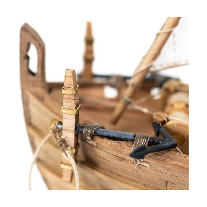 AMATI Nina karavela 1492 1:65 kit