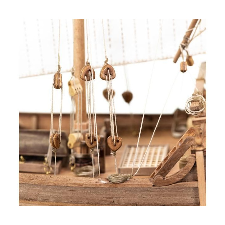 AMATI Nina karavela 1492 1:65 kit