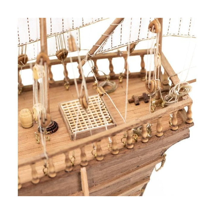 AMATI Nina karavela 1492 1:65 kit