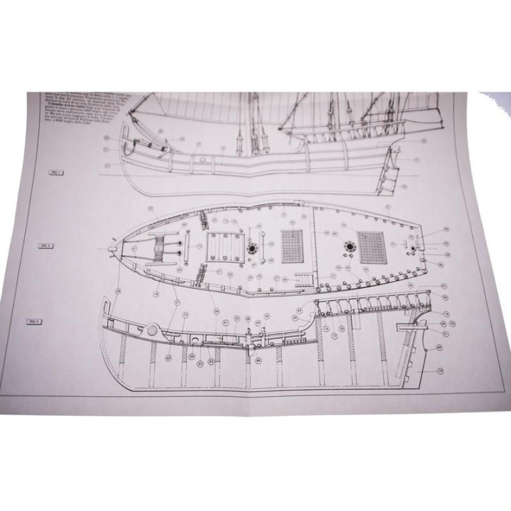 AMATI Nina karavela 1492 1:65 kit