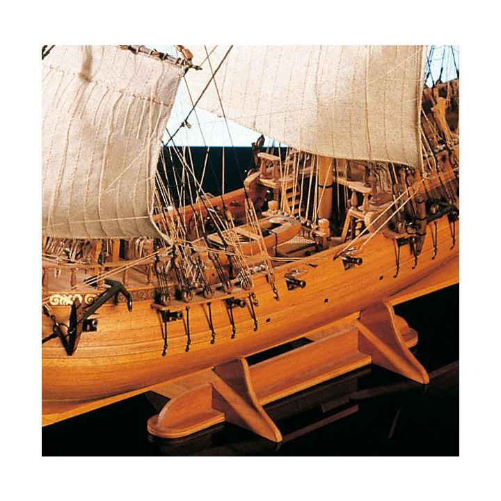 COREL Le Tonnant 1:50 kit