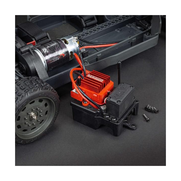 Arrma Infraction Mega 1:8 4WD RTR červená