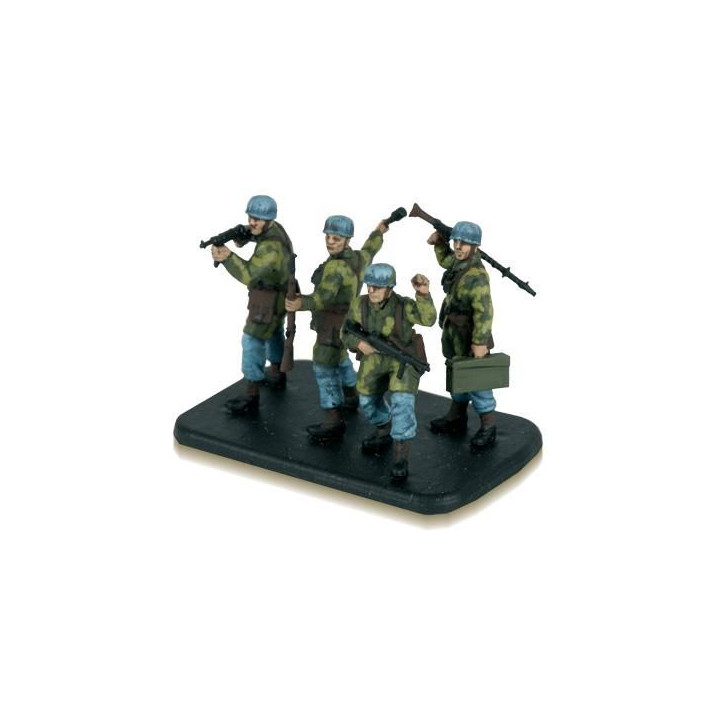 Wargames (WWII) figurky 6136 - German Paratroops (1:72)