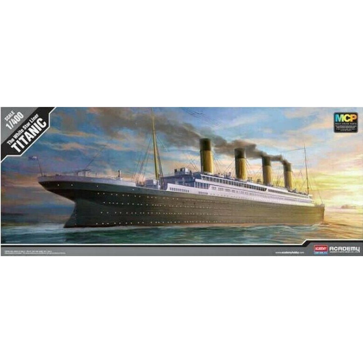 Model Kit loď 14215 - The White Star liner TITANIC MCP (1:400)