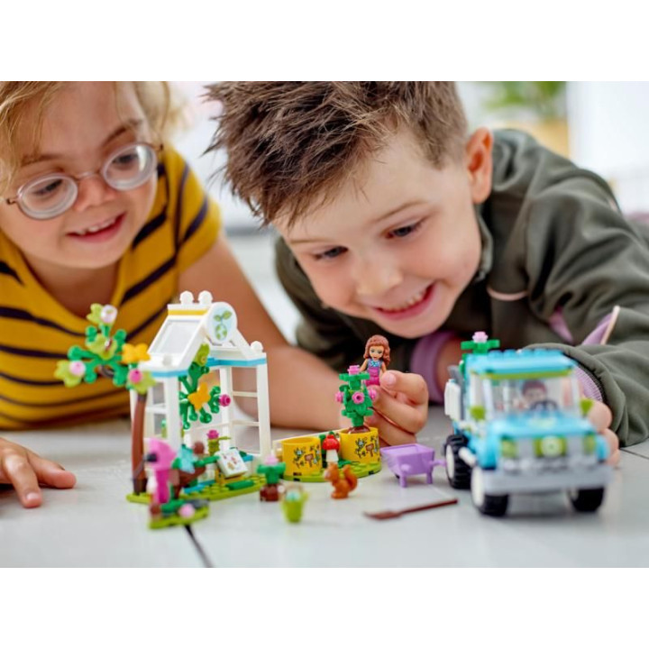 LEGO Friends - Auto sázečů stromů