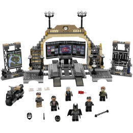 LEGO Super Heroes - Batmanova jeskyně: Souboj s Riddlerem
