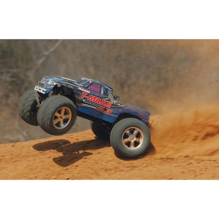 Traxxas Nitro T-Maxx 3.3 1:8 TQi Bluetooth RTR červený