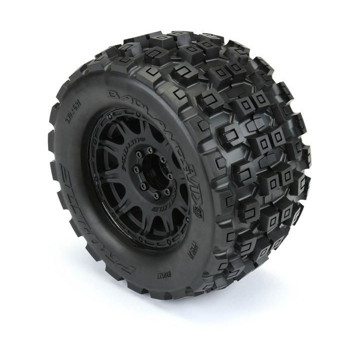Pro-Line kolo 3.8", pneu Badlands MX38, disk Raid H17 černý (2)