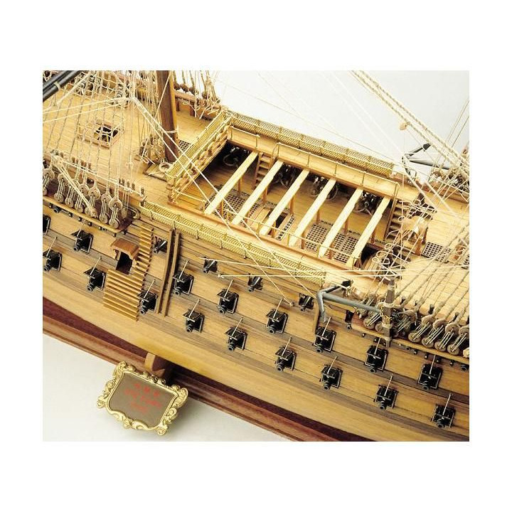 COREL H.M.S. Victory 1765 1:98 kit