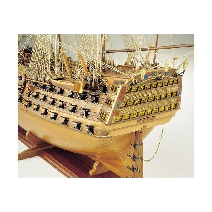 COREL H.M.S. Victory 1765 1:98 kit