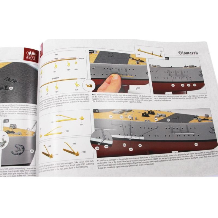 AMATI Bismark 1939 1:200 kit