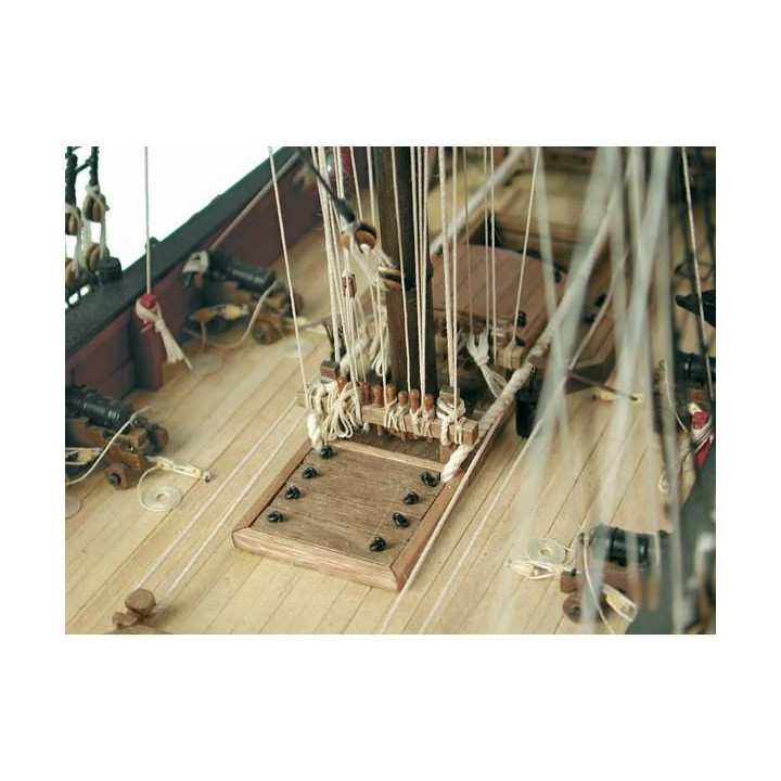CALDERCRAFT H.M. Granado 1739 1:64 kit