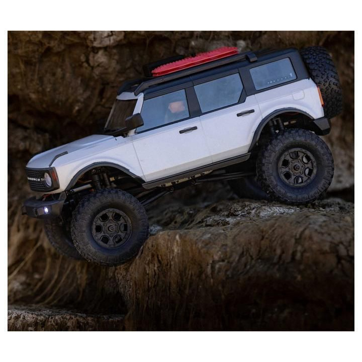 Axial SCX24 Ford Bronco 2021 1:24 4WD RTR modrý