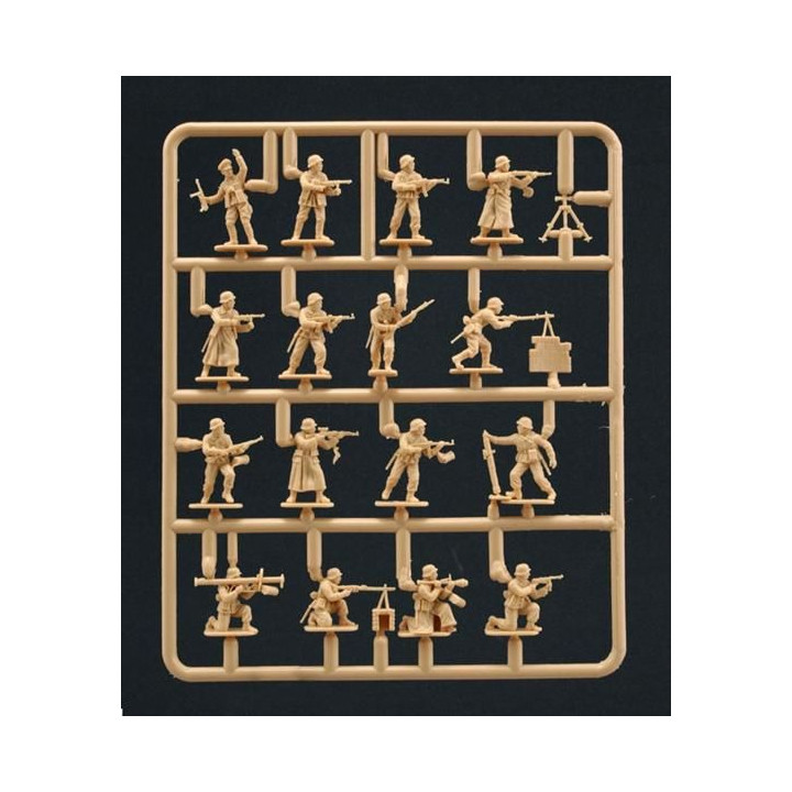 Model Kit figurky 6068 - WWII -GERMAN ELITE TROOPS (1:72)