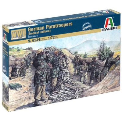 Model Kit figurky 6134 - WWII - German paratroopers (tropical uniform) (1:72)