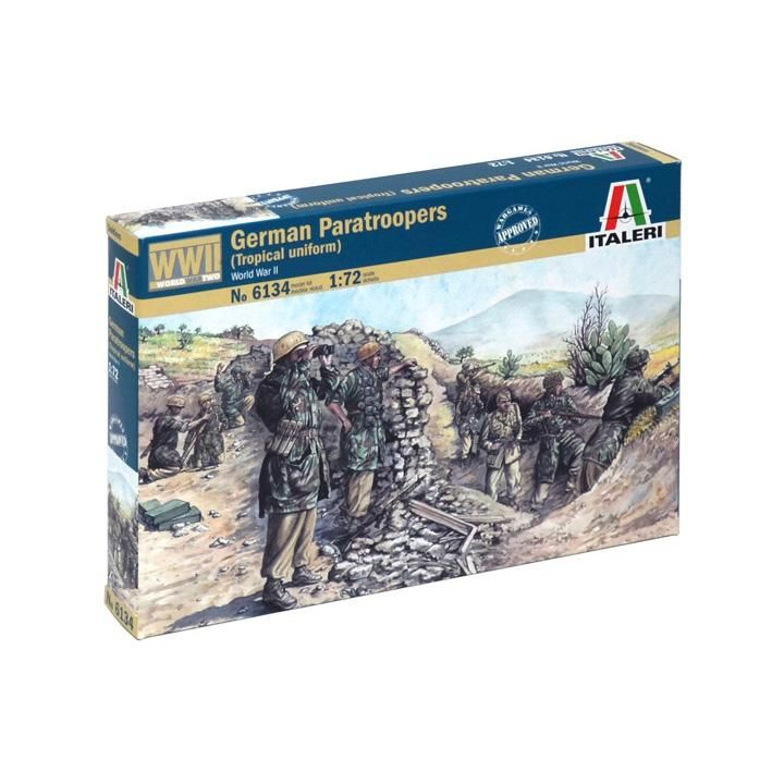 Model Kit figurky 6134 - WWII - German paratroopers (tropical uniform) (1:72)