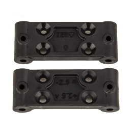 RC10B6.4 plastový Bulkhead, 0° a 2,5, 1 + 1 ks.