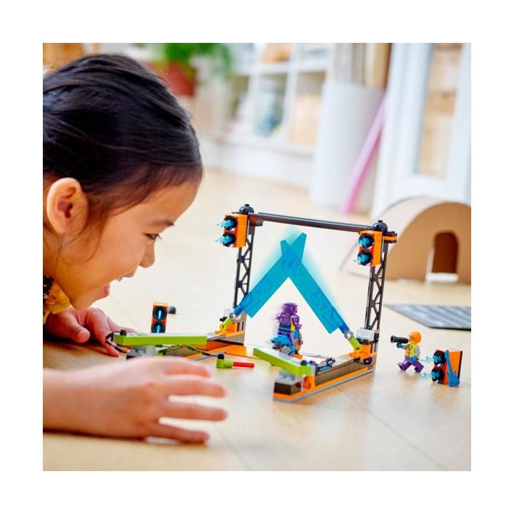 LEGO City - Kaskadérská výzva s čepelemi