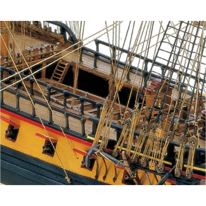 MAMOLI H.M.S. Surprise 1796 1:75 kit