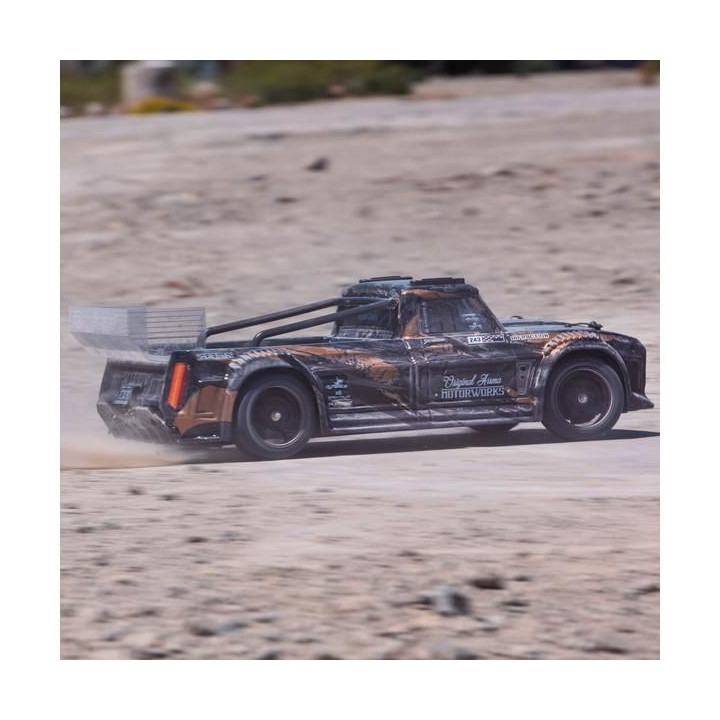 Arrma Infraction 3S BLX 1:8 RTR zlatá