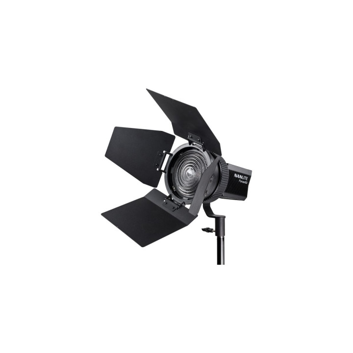 Nanlite Forza 60 s držákem baterií a Bowens adaptérem