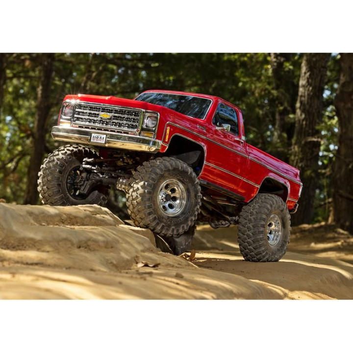 Traxxas TRX-4 Chevrolet K10 1979 TQi 1:10 RTR černý