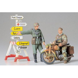 Tamiya German Motorcycle Orderly Set 1/35