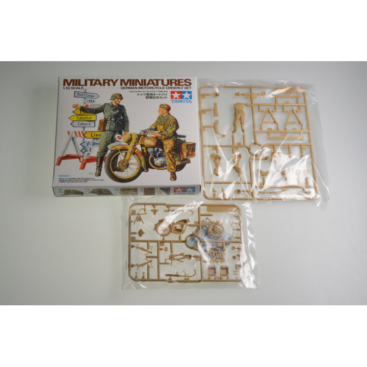 Tamiya German Motorcycle Orderly Set 1/35