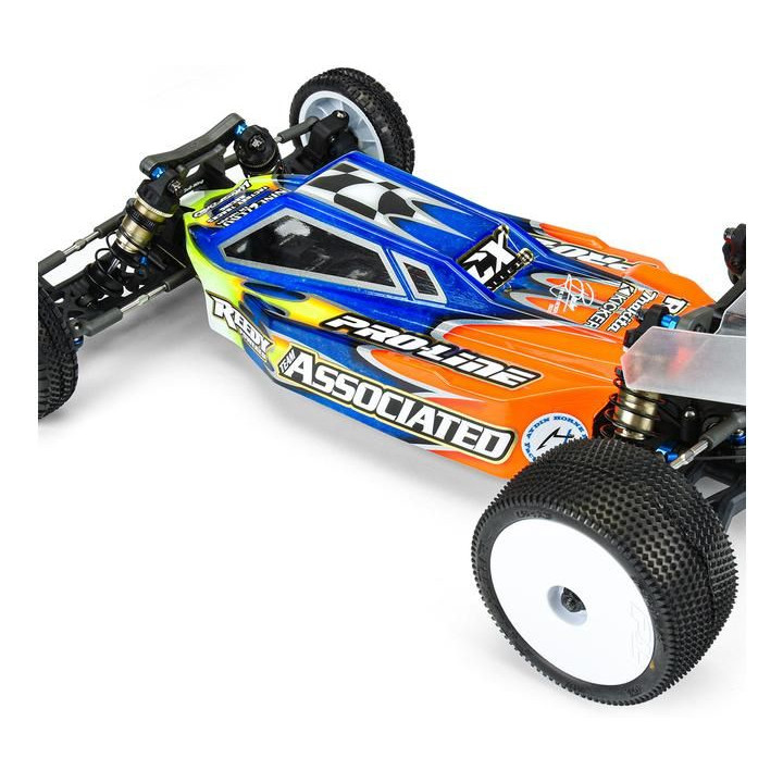 Pro-Line karosérie Light s křídlem (AE B6.4)