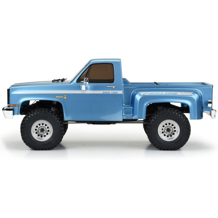 Axial SCX10 III Base Camp Chevrolet K10 1982 RTR
