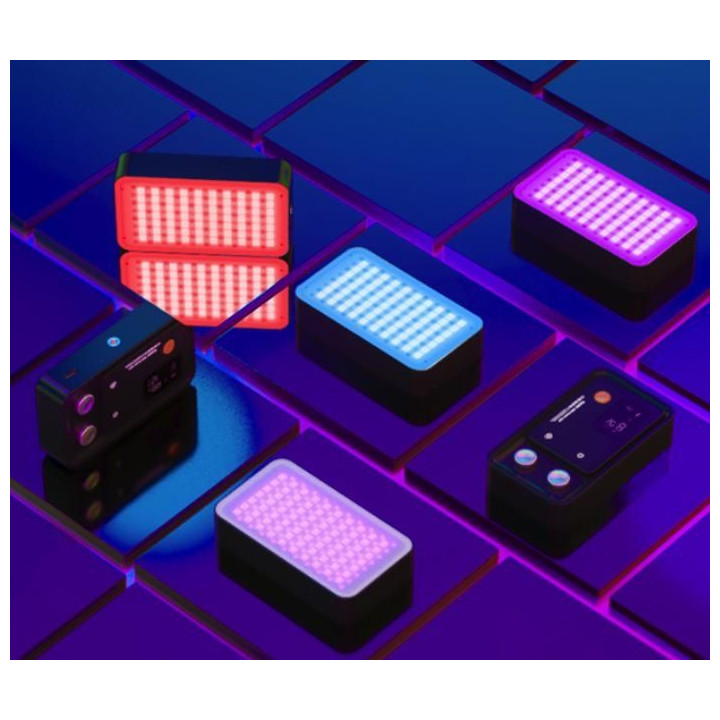 Nastavitelné RGB kapesní světlo (vč baterie)